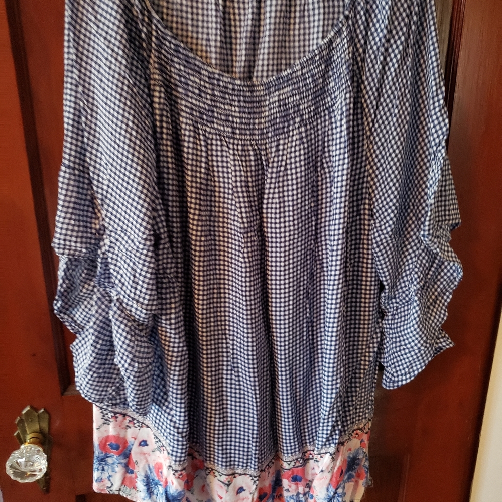 Woman's shirt
